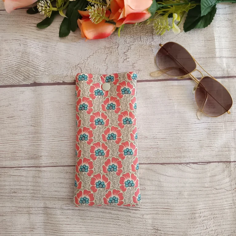 Funda de gafas de tela con cierre de botón — Amapolas tilda